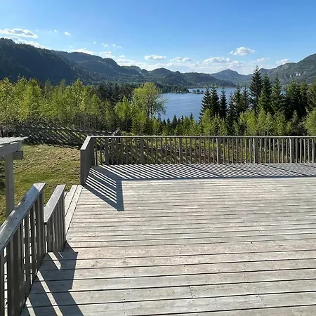 Hébergement de vacances 5 Bedroom Pet Friendly In Eiken