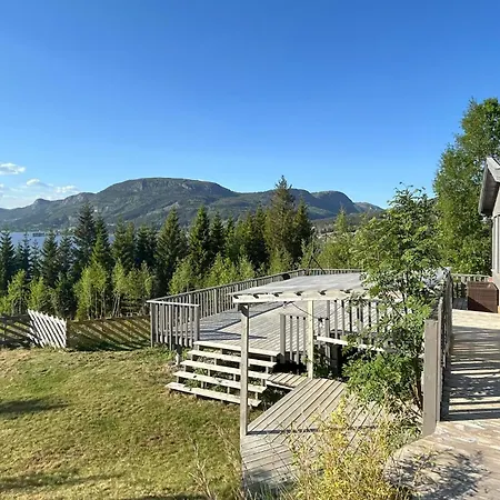 5 Bedroom Pet Friendly In Ferienhaus