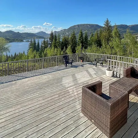 Ferienhaus 5 Bedroom Pet Friendly In *